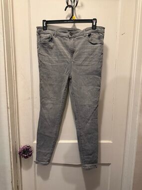 Torrid Light Gray Midfit Skinny Jeans